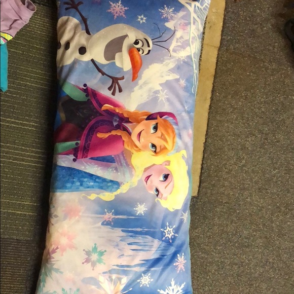 frozen body pillow